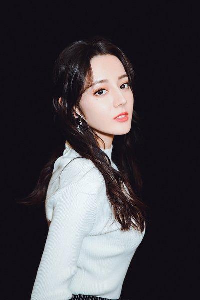 迪丽热巴最新爆料王晶,独家爆料引热议 第2张 迪丽热巴最新爆料王晶,独家爆料引热议 第2张